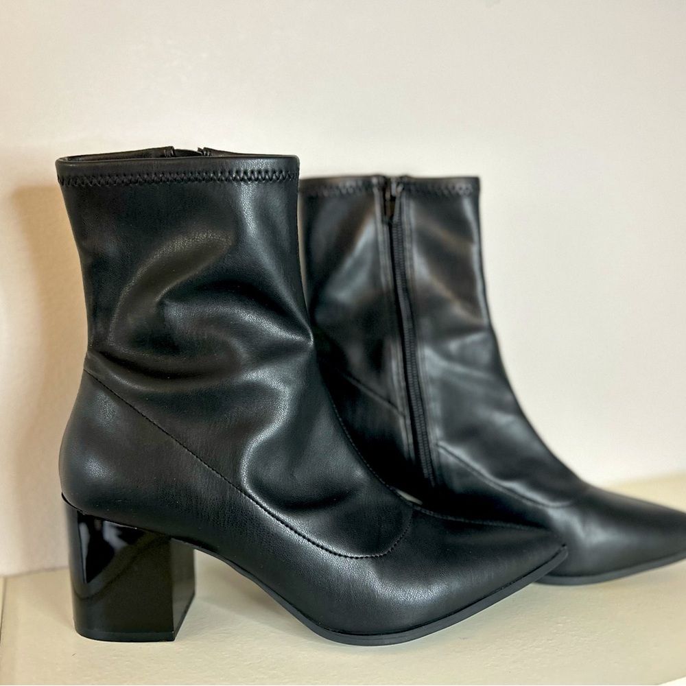 NEW- Ankle Boots size 9